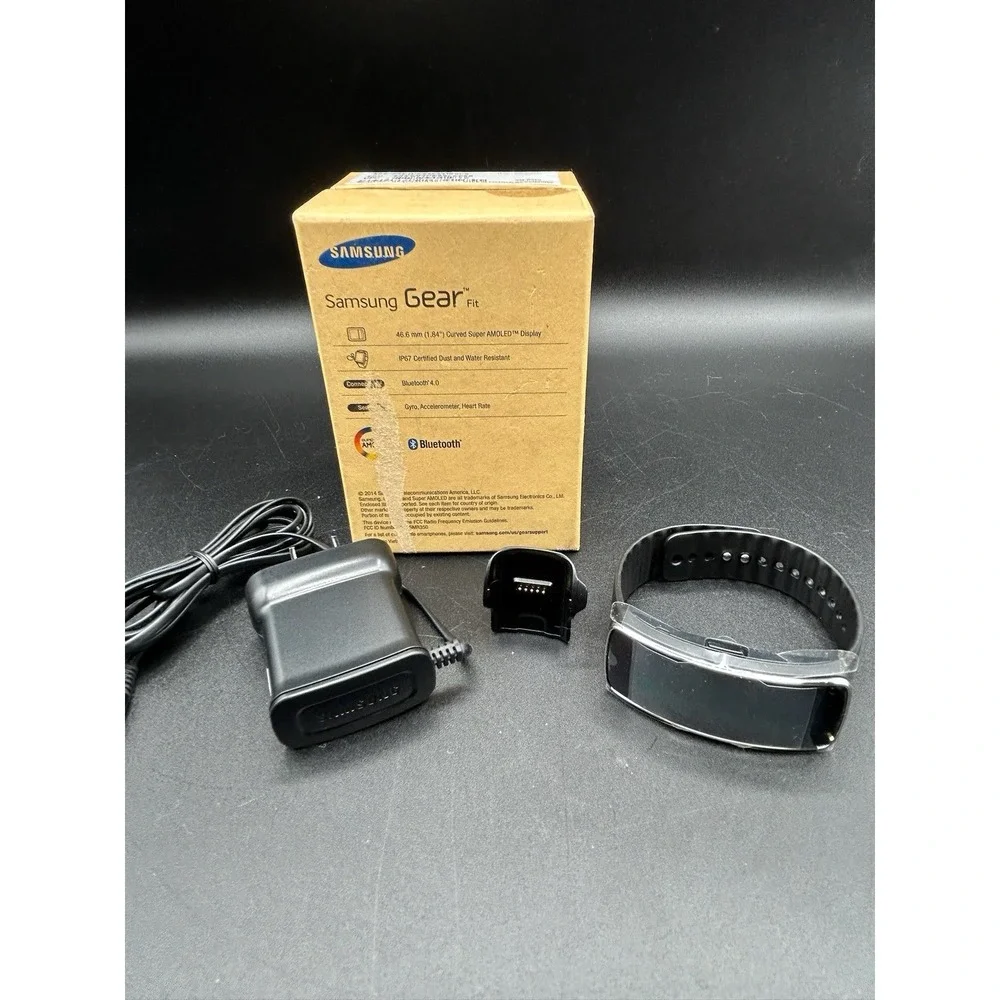 Samsung Galaxy Gear Fit SM-R350 Black Smart Watch Heart Rate New Open Box